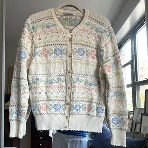 🌼 Vintage scalloped edge knit sweater
